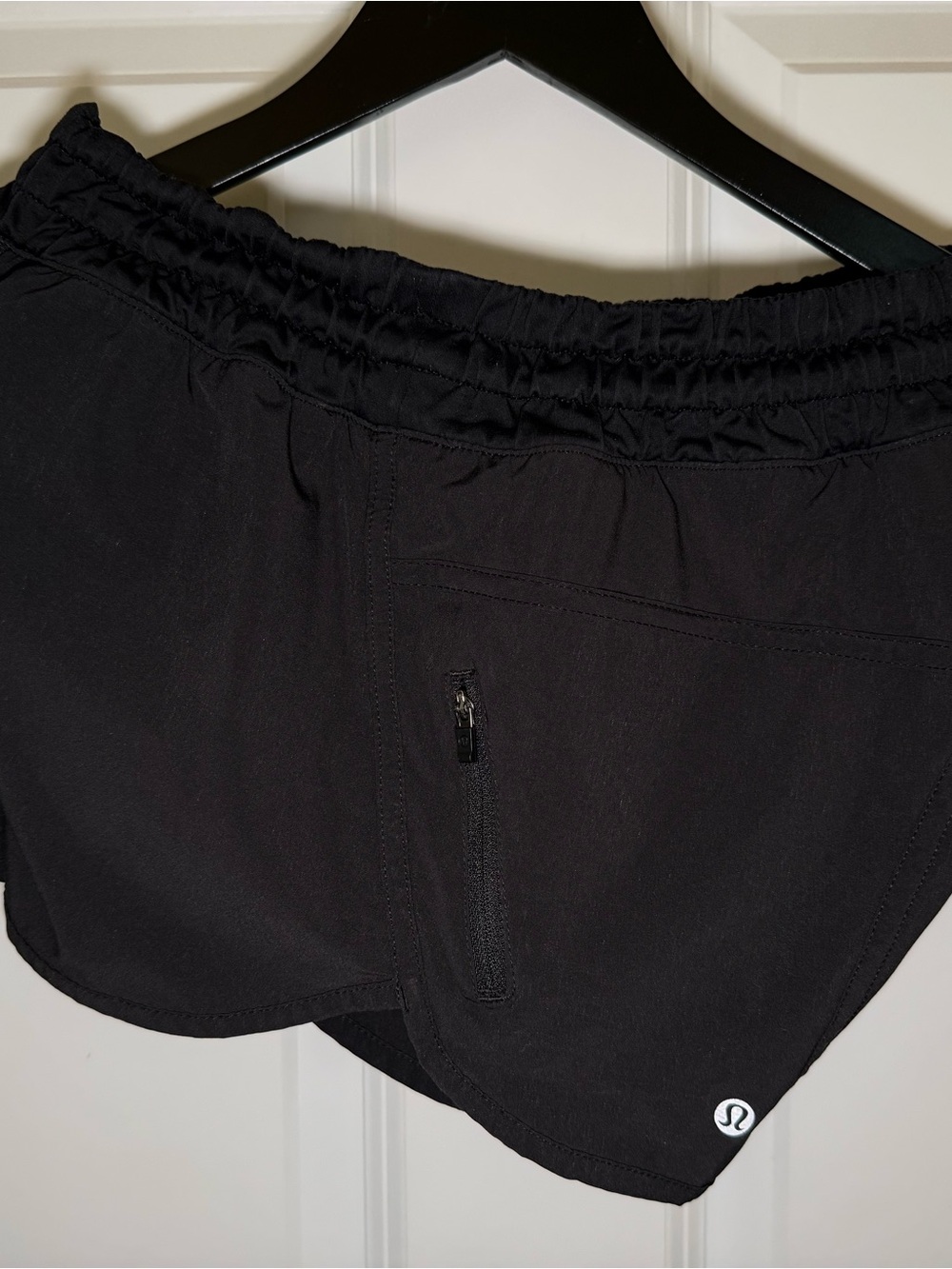 lululemon athletica Black Women's Athletic Shorts with Elastic Waist - Picture 7 of 7